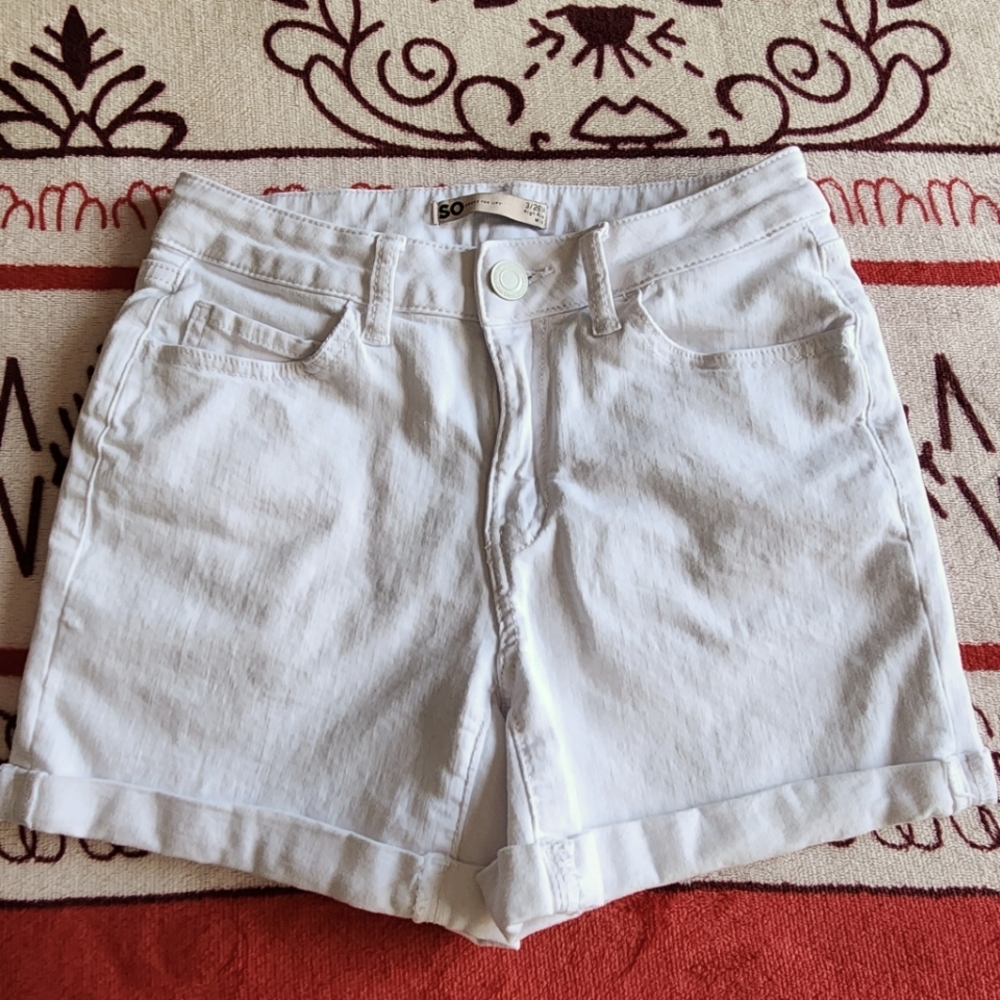 White SO High rise midi Shorts Size 3